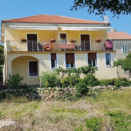 Apartment Zvone Veli Rat Bagian luar foto