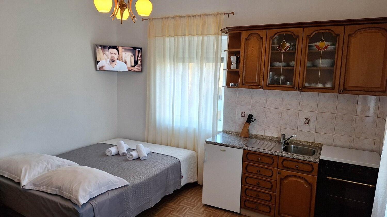 Apartment Zvone Veli Rat Bagian luar foto