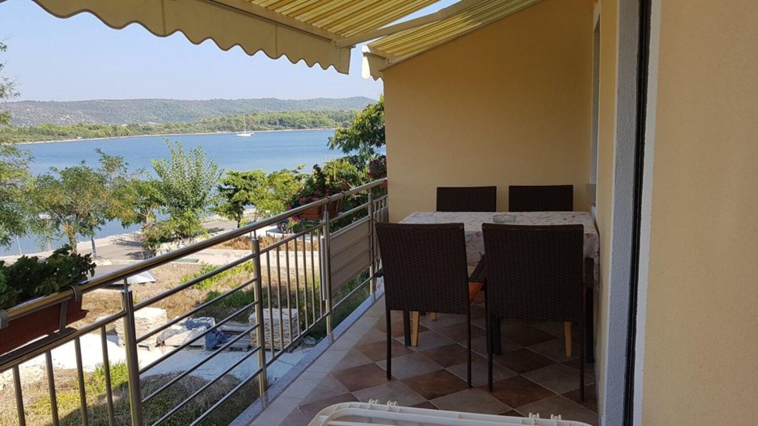 Apartment Zvone Veli Rat Bagian luar foto