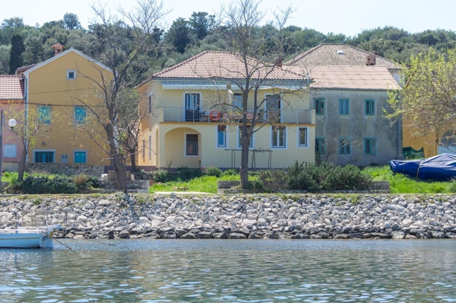 Apartment Zvone Veli Rat Bagian luar foto