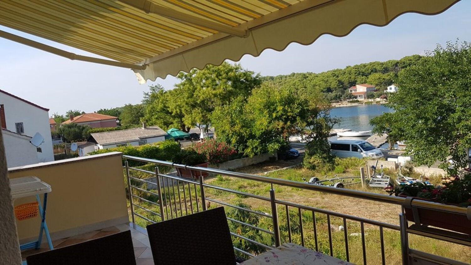 Apartment Zvone Veli Rat Bagian luar foto